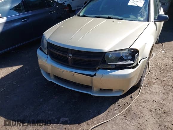 ✅ 2010 Dodge Avenger SXT • VIN: 1B3CC4FB7AN236283 • Лот: 43448189. Опубликован ранее на IAAI с пробегом 248 422 миль. Бесплатный доступ к архиву аукционных продаж из США и подробный отчёт об истории автомобиля на DreamBid. Изображение 6.