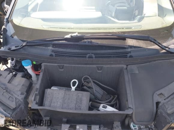 ✅ 2017 BMW i3 • VIN: WBY1Z8C3XHV893984 • Лот: 42750362. Опубликован ранее на IAAI с пробегом 66 584 миль. Бесплатный доступ к архиву аукционных продаж из США и подробный отчёт об истории автомобиля на DreamBid. Изображение 10.