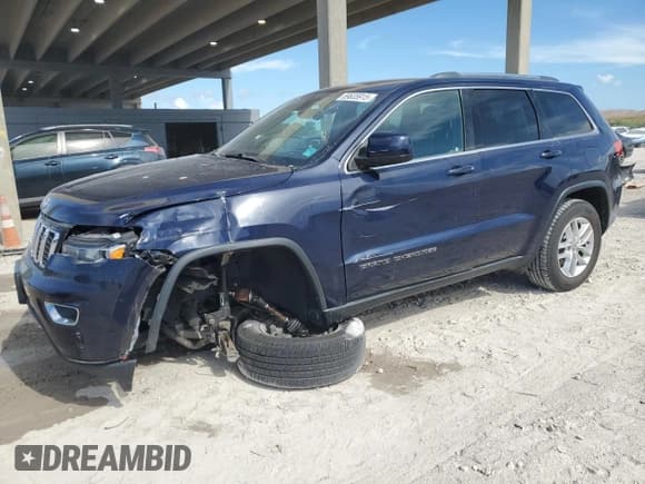 ✅ 2017 Jeep Grand Cherokee Altitude • VIN: 1C4RJFAGXHC717129 • Lot: 69635915. Listed on Copart with 100,151 mi. Free auction sales archive from the USA and detailed vehicle history report at DreamBid. Image 1.