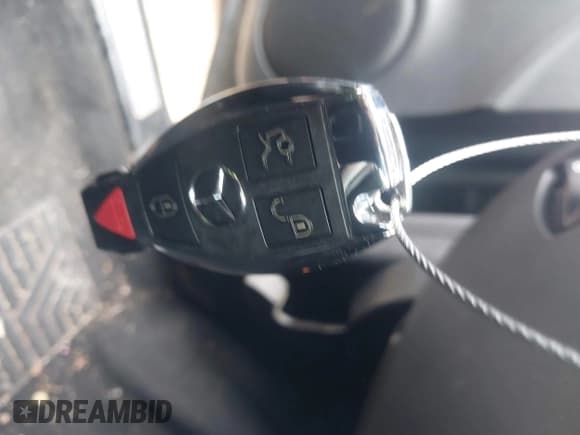 ✅ 2010 Mercedes-Benz M 350 • VIN: 4JGBB8GB8AA621969 • Лот: 41280185. Опубликован ранее на IAAI с пробегом 163 361 миль. Бесплатный доступ к архиву аукционных продаж из США и подробный отчёт об истории автомобиля на DreamBid. Изображение 11.