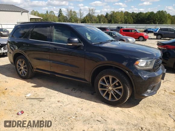 ✅ 2017 Dodge Durango GT • VIN: 1C4RDJDG9HC677454 • Lot: 85185305. Wystawiony na Copart z przebiegiem 123 435 mil. Bezpłatny archiwum sprzedaży aukcyjnych z USA i szczegółowy raport historii pojazdu na DreamBid. Zdjęcie 4.