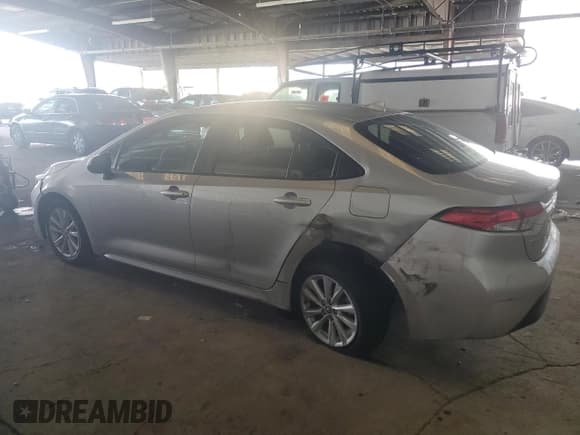 ✅ 2024 Toyota Corolla Hybrid LE • VIN: JTDBCMFE9R3033617 • Лот: 93675595. Опубликован ранее на Copart с пробегом 11 126 миль. Бесплатный доступ к архиву аукционных продаж из США и подробный отчёт об истории автомобиля на DreamBid. Изображение 2.