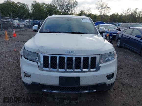 ✅ 2011 Jeep Grand Cherokee Overland • VIN: 1J4RR6GT4BC738511 • Lot: 43349854. Listed on IAAI with 252,639 mi. Free auction sales archive from the USA and detailed vehicle history report at DreamBid. Image 12.