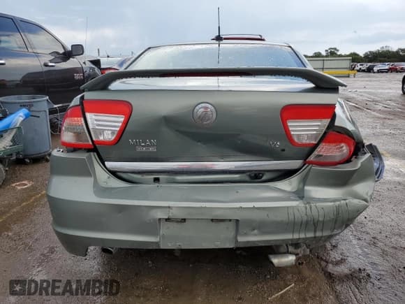 ✅ 2008 Mercury Milan Premier • VIN: 3MEHM08138R605189 • Lot: 81333045. Listed on Copart with Not provided. Free auction sales archive from the USA and detailed vehicle history report at DreamBid. Image 6.