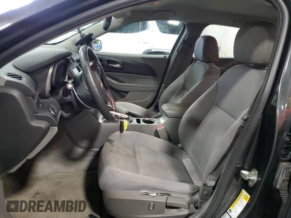 2015 Chevrolet Malibu LS with VIN 1G11B5SL1FF149678, listed as a Copart auction lot 80107565 with 106,212 mi miles and Salvage title. Bid and sale history available at DreamBid. Image 7.