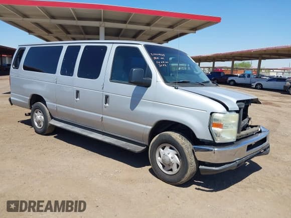 ✅ 2010 Ford Econoline Passenger XL • VIN: 1FBSS3BL8ADA23682 • Лот: 42533916. Опубликован ранее на IAAI с пробегом 515 698 миль. Бесплатный доступ к архиву аукционных продаж из США и подробный отчёт об истории автомобиля на DreamBid. Изображение 1.