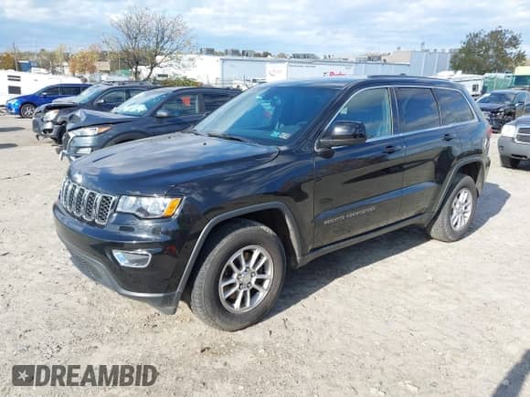 2018 Jeep Grand Cherokee Altitude z VIN 1C4RJFAG3JC503217, wystawiony jako IAAI lot #43588525 z przebiegiem 75 607 mil mil oraz . Historia ofert i sprzedaży dostępna na DreamBid. Obrazek 20.