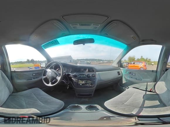 ✅ 2004 Honda Odyssey EX-RES • VIN: 5FNRL18894B142109 • Lot: 67470484. Listed on Copart with 225,326 mi. Free auction sales archive from the USA and detailed vehicle history report at DreamBid. Image 13.