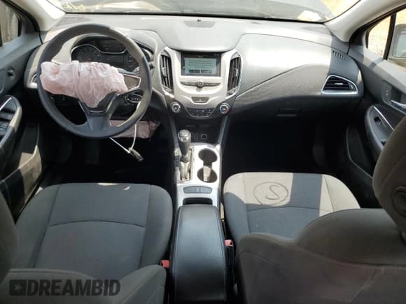 ✅ 2018 Chevrolet Cruze LS • VIN: 1G1BC5SM2J7239001 • Lot: 57651375. Listed on Copart with 72,221 mi. Free auction sales archive from the USA and detailed vehicle history report at DreamBid. Image 8.