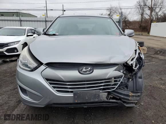 2015 Hyundai Tucson GLS z VIN KM8JT3AF4FU101068, wystawiony jako Copart lot #40542104 z przebiegiem 83 686 mil mil oraz . Historia ofert i sprzedaży dostępna na DreamBid. Obrazek 5.