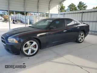 2012 Dodge Charger SXT with VIN 2C3CDXHG1CH287462, listed as a Copart auction lot 86886055 with 165,428 mi miles and Clean title. Bid and sale history available at DreamBid. Image 1.