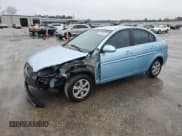 ✅ 2009 Hyundai Accent Auto GLS • VIN: KMHCN46C89U384585 • Лот: 48125625. Опубликован ранее на Copart с пробегом 158 089 миль. Бесплатный доступ к архиву аукционных продаж из США и подробный отчёт об истории автомобиля на DreamBid. Изображение 1.