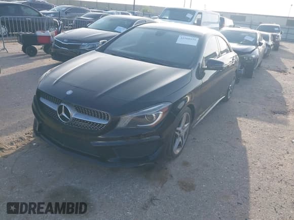 ✅ 2014 Mercedes-Benz CLA 250 • VIN: WDDSJ4EB6EN045368 • Lot: 42560939. Listed on IAAI with 29,241 mi. Free auction sales archive from the USA and detailed vehicle history report at DreamBid. Image 2.