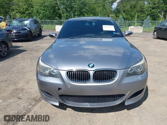 ✅ 2006 BMW 5 Series M5 • VIN: WBSNB93596B581998 • Lot: 42402757. Listed on IAAI with 104,345 mi. Free auction sales archive from the USA and detailed vehicle history report at DreamBid. Image 6.