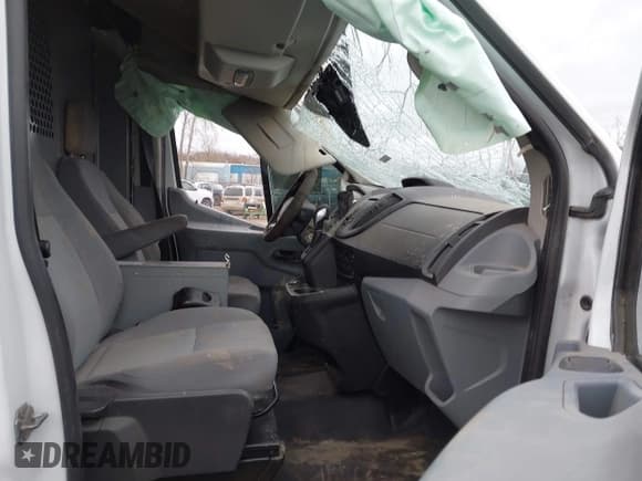 ✅ 2017 Ford Transit • VIN: 1FTYR2CG1HKB01948 • Lot: 42005762. Listed on IAAI with Not provided. Free auction sales archive from the USA and detailed vehicle history report at DreamBid. Image 5.