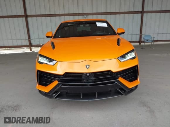✅ 2023 Lamborghini Urus Performante • VIN: ZPBUC3ZL6PLA25073 • Lot: 41450564. Listed on IAAI with 13,945 mi. Free auction sales archive from the USA and detailed vehicle history report at DreamBid. Image 13.
