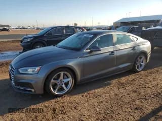✅ 2019 Audi A5 Sportback Premium Plus • VIN: WAUENCF51KA021168 • Lot: 71654905. Wystawiony na Copart z przebiegiem 49 013 mil. Bezpłatny archiwum sprzedaży aukcyjnych z USA i szczegółowy raport historii pojazdu na DreamBid. Zdjęcie 1.