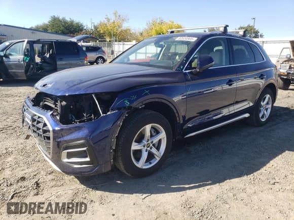 ✅ 2023 Audi Q5 Premium • VIN: WA1ABAFY3P2183985 • Lot: 82634905. Wystawiony na Copart z przebiegiem 13 574 mil. Bezpłatny archiwum sprzedaży aukcyjnych z USA i szczegółowy raport historii pojazdu na DreamBid. Zdjęcie 1.