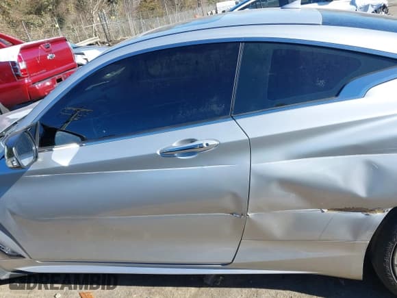 ✅ 2018 Infiniti Q60 Luxe • VIN: JN1EV7EL9JM391021 • Лот: 41369592. Опубликован ранее на IAAI с пробегом 112 732 миль. Бесплатный доступ к архиву аукционных продаж из США и подробный отчёт об истории автомобиля на DreamBid. Изображение 15.