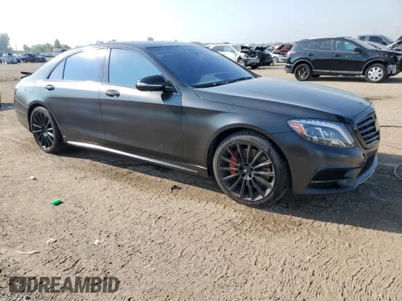 ✅ 2015 Mercedes-Benz S 550 • VIN: WDDUG8FB2FA184337 • Lot: 66907965. Wystawiony na Copart z przebiegiem 77 891 mil. Bezpłatny archiwum sprzedaży aukcyjnych z USA i szczegółowy raport historii pojazdu na DreamBid. Zdjęcie 4.