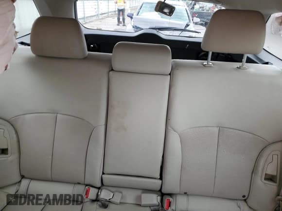 ✅ 2014 Subaru Outback Limited • VIN: 4S4BRDLC9E2213483 • Lot: 65288085. Listed on Copart with 131,100 mi. Free auction sales archive from the USA and detailed vehicle history report at DreamBid. Image 10.