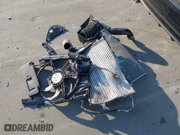 ✅ 2019 Volkswagen Jetta S • VIN: 3VW5T7BU0KM244489 • Lot: 43802963. Listed on IAAI with 65,642 mi. Free auction sales archive from the USA and detailed vehicle history report at DreamBid. Image 12.