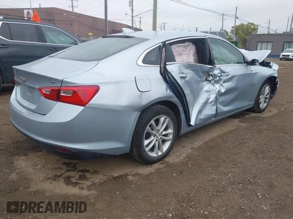 2018 Chevrolet Malibu LT z VIN 1G1ZD5ST8JF206058, wystawiony jako IAAI lot #43398224 z przebiegiem 38 674 mil mil oraz . Historia ofert i sprzedaży dostępna na DreamBid. Obrazek 4.