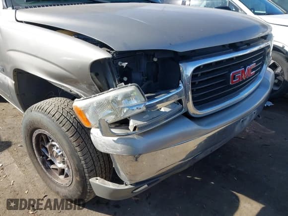 ✅ 2002 GMC Yukon SLT • VIN: 1GKEK13Z12R149729 • Lot: 43690941. Listed on IAAI with 214,772 mi. Free auction sales archive from the USA and detailed vehicle history report at DreamBid. Image 6.