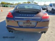 ✅ 2013 Porsche Panamera S • VIN: WP0AB2A76DL060231 • Lot: 91242245. Wystawiony na Copart z przebiegiem 143 044 mil. Bezpłatny archiwum sprzedaży aukcyjnych z USA i szczegółowy raport historii pojazdu na DreamBid. Zdjęcie 6.