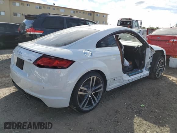 ✅ 2020 Audi TT • VIN: TRUAEAFV1L1000947 • Лот: 37233833. Опубликован ранее на Copart с пробегом 22 657 миль. Бесплатный доступ к архиву аукционных продаж из США и подробный отчёт об истории автомобиля на DreamBid. Изображение 3.