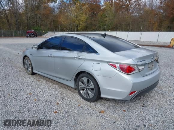 ✅ 2015 Hyundai Sonata Limited • VIN: KMHEC4A44FA051859 • Лот: 43652549. Опубликован ранее на IAAI с пробегом 200 000 миль. Бесплатный доступ к архиву аукционных продаж из США и подробный отчёт об истории автомобиля на DreamBid. Изображение 3.