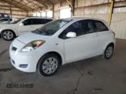 ✅ 2011 Toyota Yaris • VIN: JTDJT4K36B5326451 • Lot: 69882925. Wystawiony na Copart z przebiegiem 94 817 mil. Bezpłatny archiwum sprzedaży aukcyjnych z USA i szczegółowy raport historii pojazdu na DreamBid. Zdjęcie 1.