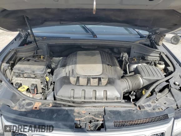 ✅ 2014 Jeep Grand Cherokee Overland • VIN: 1C4RJFCT6EC214381 • Lot: 84798115. Listed on Copart with 288,750 mi. Free auction sales archive from the USA and detailed vehicle history report at DreamBid. Image 12.