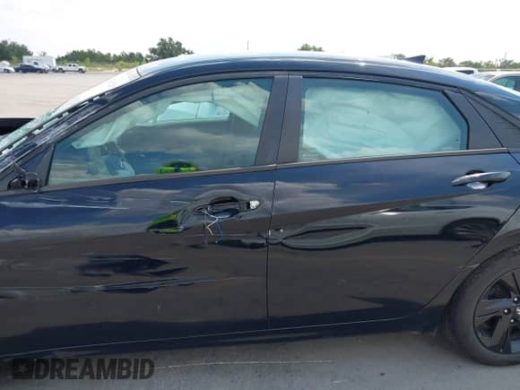 2022 Hyundai Elantra SEL с VIN 5NPLM4AG3NH057968, выставлен на аукционе IAAI как лот 43250928 с пробегом 107 023 миль миль и . История ставок и продаж доступна на DreamBid. Изображение 14.