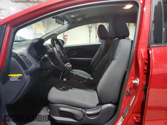 ✅ 2016 Kia Rio EX • VIN: KNADN4A32G6645885 • Лот: 92325145. Опубликован ранее на Copart с пробегом 39 141 миль. Бесплатный доступ к архиву аукционных продаж из США и подробный отчёт об истории автомобиля на DreamBid. Изображение 7.