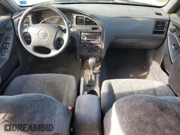 2001 Hyundai Elantra GLS с VIN KMHDN45D11U212224, выставлен на аукционе Copart как лот 77389324 с пробегом 180 758 миль миль и Списание • Salvage title. История ставок и продаж доступна на DreamBid. Изображение 8.