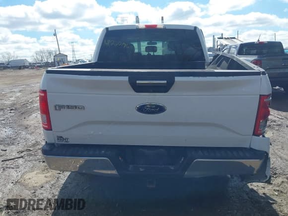 ✅ 2017 Ford F-150 XL • VIN: 1FTEW1EP0HKC32243 • Lot: 41727196. Listed on IAAI with 205,162 mi. Free auction sales archive from the USA and detailed vehicle history report at DreamBid. Image 16.