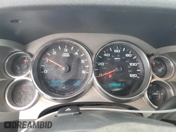 ✅ 2011 Chevrolet Silverado 2500HD LT • VIN: 1GC2CXCG7BZ245202 • Lot: 67255805. Wystawiony na Copart z przebiegiem 183 897 mil. Bezpłatny archiwum sprzedaży aukcyjnych z USA i szczegółowy raport historii pojazdu na DreamBid. Zdjęcie 9.