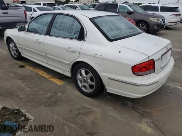 2005 Hyundai Sonata GLS z VIN KMHWF35H05A177508, wystawiony jako Copart lot #73984054 z przebiegiem 19 870 mil mil oraz Szkoda całkowita • Salvage title. Historia ofert i sprzedaży dostępna na DreamBid. Obrazek 2.