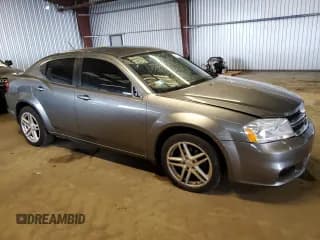 ✅ 2013 Dodge Avenger SXT • VIN: 1C3CDZCG1DN531364 • Lot: 81132784. Wystawiony na Copart z przebiegiem Nie podano. Bezpłatny archiwum sprzedaży aukcyjnych z USA i szczegółowy raport historii pojazdu na DreamBid. Zdjęcie 4.