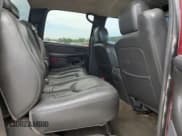 ✅ 2005 Chevrolet Silverado 2500HD LS • VIN: 1GCHK23U25F895728 • Lot: 63293605. Wystawiony na Copart z przebiegiem 215 179 mil. Bezpłatny archiwum sprzedaży aukcyjnych z USA i szczegółowy raport historii pojazdu na DreamBid. Zdjęcie 10.