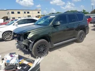 ✅ 2022 Lexus GX 460 • VIN: JTJKM7BX9N5311384 • Lot: 64450025. Wystawiony na Copart z przebiegiem 41 480 mil. Bezpłatny archiwum sprzedaży aukcyjnych z USA i szczegółowy raport historii pojazdu na DreamBid. Zdjęcie 1.