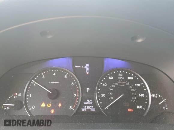 ✅ 2013 Lexus LS 460 • VIN: JTHCL5EF3D5016800 • Lot: 57410765. Wystawiony na Copart z przebiegiem 174 007 mil. Bezpłatny archiwum sprzedaży aukcyjnych z USA i szczegółowy raport historii pojazdu na DreamBid. Zdjęcie 9.