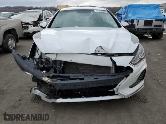✅ 2018 Hyundai Sonata Limited • VIN: 5NPE34AF9JH632801 • Лот: 46434793. Опубликован ранее на Copart с пробегом 84 730 миль. Бесплатный доступ к архиву аукционных продаж из США и подробный отчёт об истории автомобиля на DreamBid. Изображение 5.