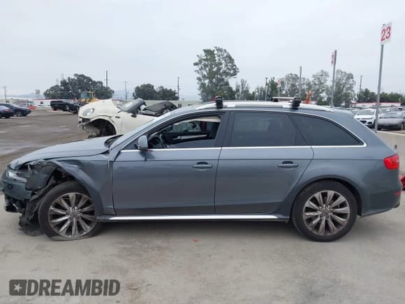✅ 2015 Audi allroad A4 Premium Plus • VIN: WA1UFAFLXFA017599 • Лот: 42316558. Опубликован ранее на IAAI с пробегом 91 352 миль. Бесплатный доступ к архиву аукционных продаж из США и подробный отчёт об истории автомобиля на DreamBid. Изображение 14.