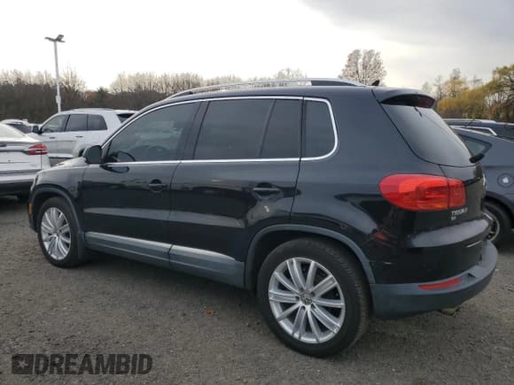 ✅ 2016 Volkswagen Tiguan SEL • VIN: WVGBV7AX1GW515817 • Lot: 91698615. Listed on Copart with 130,550 mi. Free auction sales archive from the USA and detailed vehicle history report at DreamBid. Image 2.