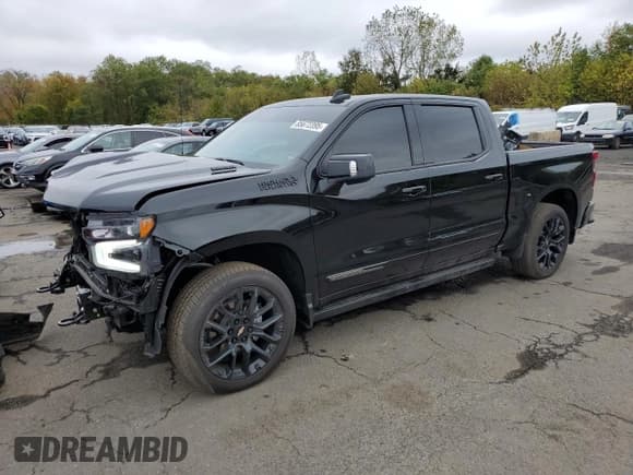 ✅ 2025 Chevrolet Silverado 1500 High Country • VIN: 1GCUKJE89SZ161560 • Lot: 85672395. Listed on Copart with 9,390 mi. Free auction sales archive from the USA and detailed vehicle history report at DreamBid. Image 1.