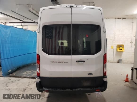 ✅ 2023 Ford Transit Cargo • VIN: 1FTBR3X84PKA83703 • Lot: 46042125. Listed on Copart with 27,620 mi. Free auction sales archive from the USA and detailed vehicle history report at DreamBid. Image 6.