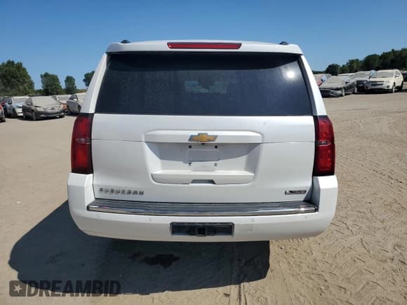 ✅ 2018 Chevrolet Suburban Premier • VIN: 1GNSCJKC2JR394683 • Lot: 81218065. Listed on Copart with 103,218 mi. Free auction sales archive from the USA and detailed vehicle history report at DreamBid. Image 6.