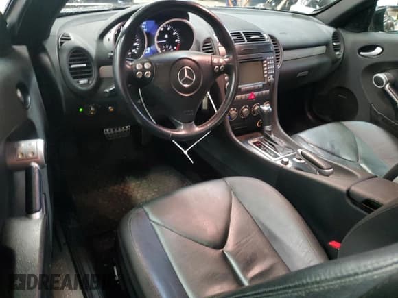 ✅ 2005 Mercedes-Benz SLK 230/320 • VIN: WDBWK56FX5F049285 • Lot: 73306494. Listed on Copart with 94,785 mi. Free auction sales archive from the USA and detailed vehicle history report at DreamBid. Image 8.